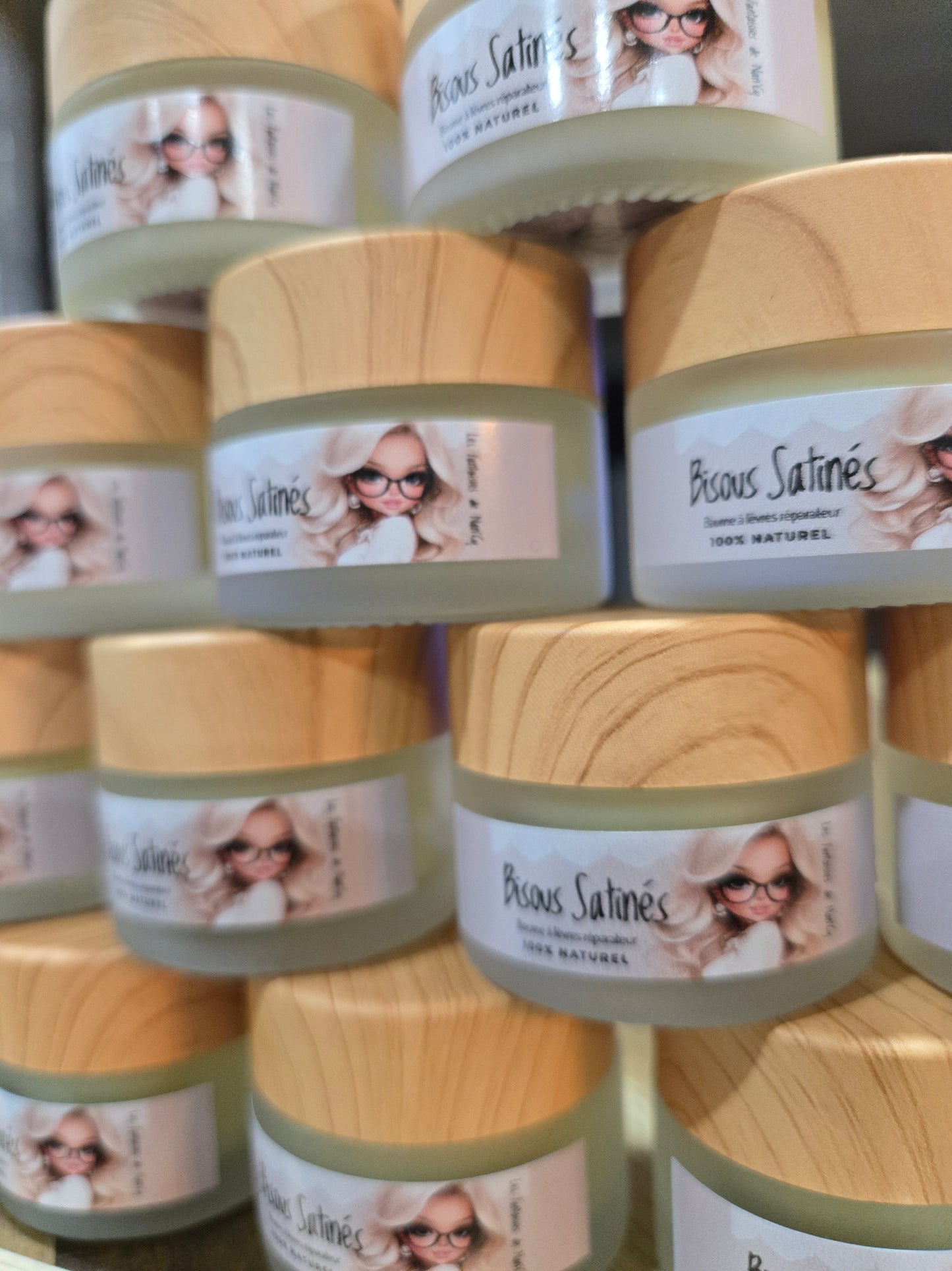 Baumes à lèvres réparateur Bisous Satinés