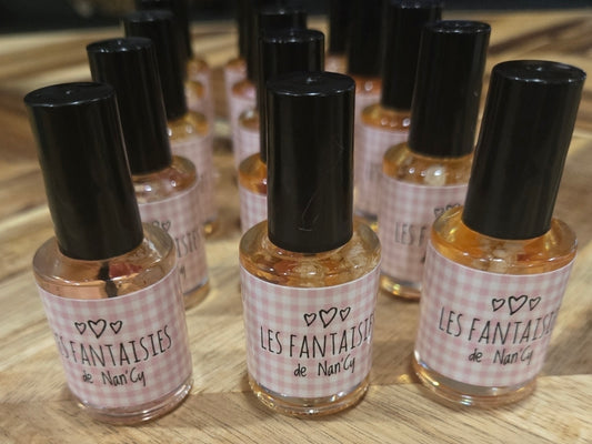 Huile réparatrice aromatisé à la fraise.