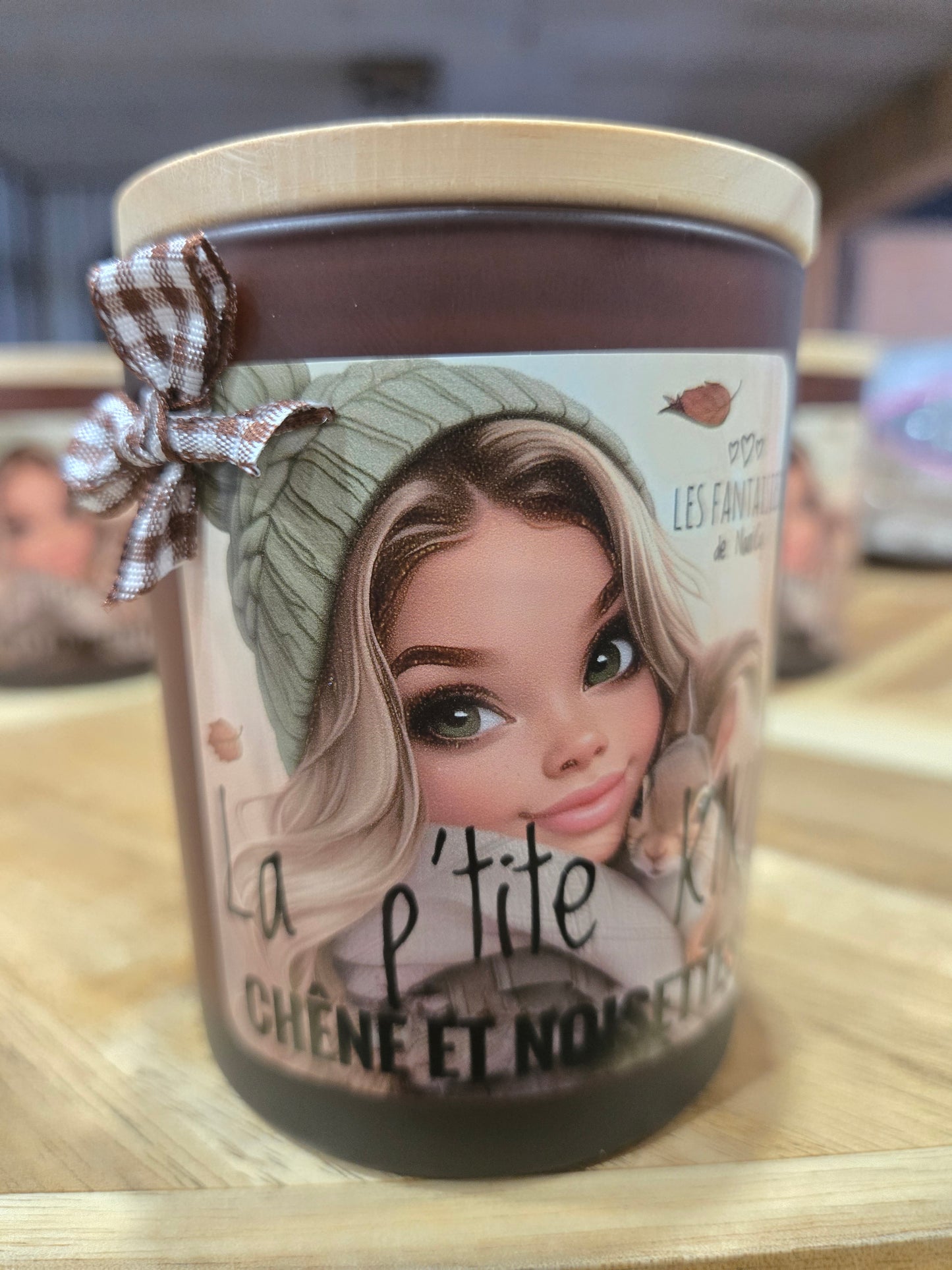 Bougie La p'tite KIKI (Pin et noisettes)