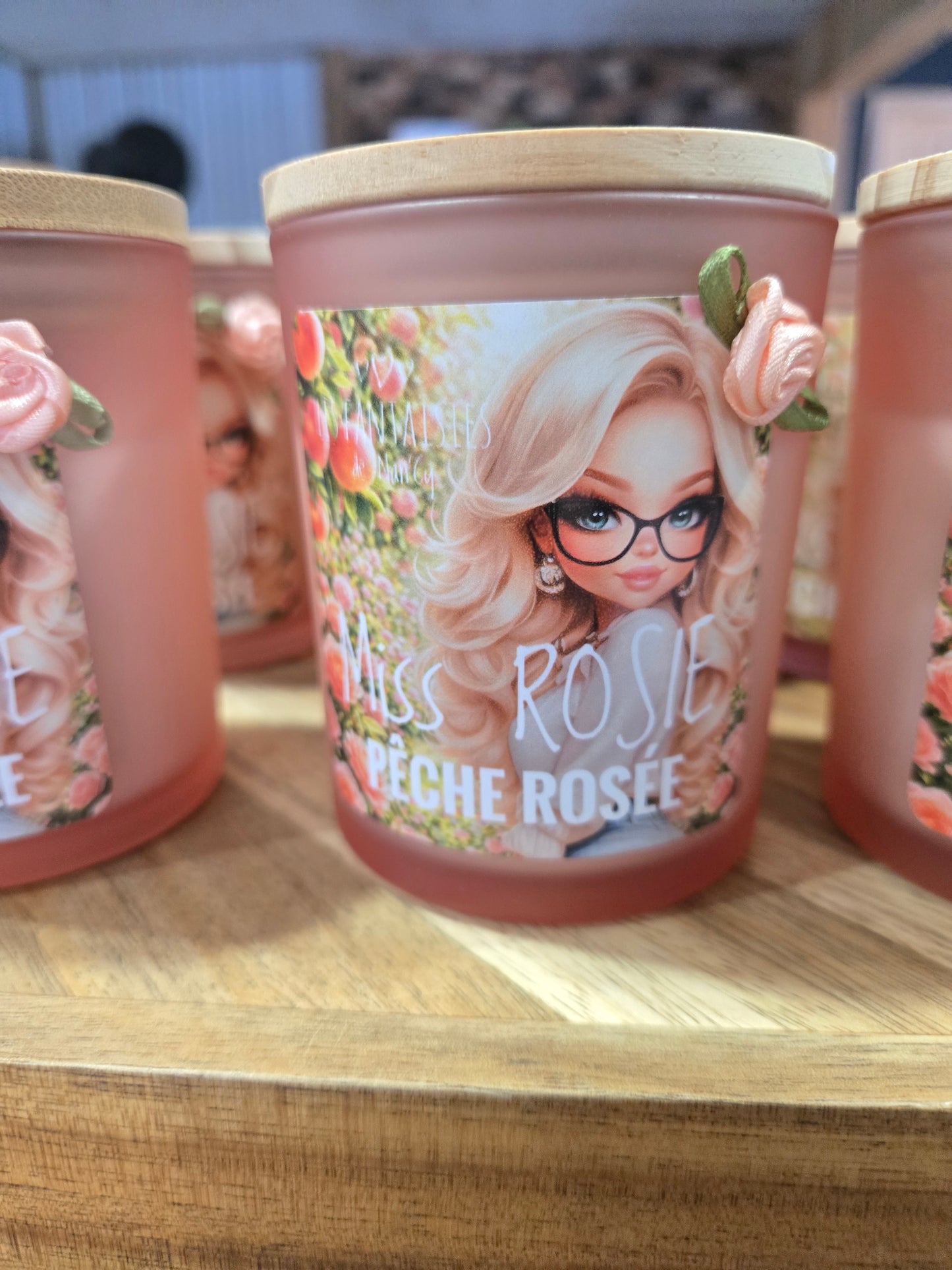 Bougie Miss Rosie(pêche rosé)